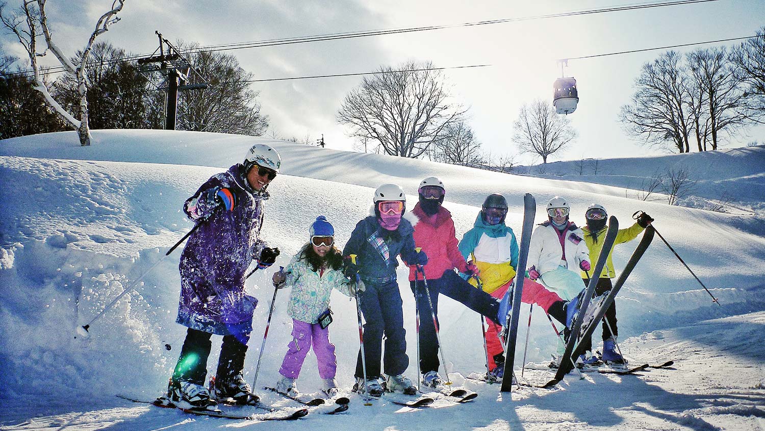 滑雪初學者團體班雪場合照